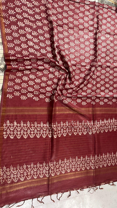 Maheshwari Cotton Silk Batik Print Saree - Maroon Color - Trend In Need