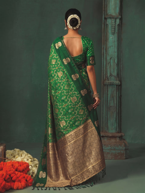 Green Silk Woven Saree with Rich Zari Pallu